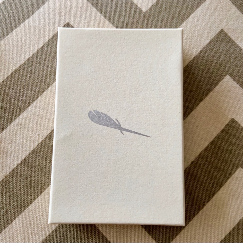 ✨ Lucky Feather Bride Necklace ✨ - Picture 4 of 4